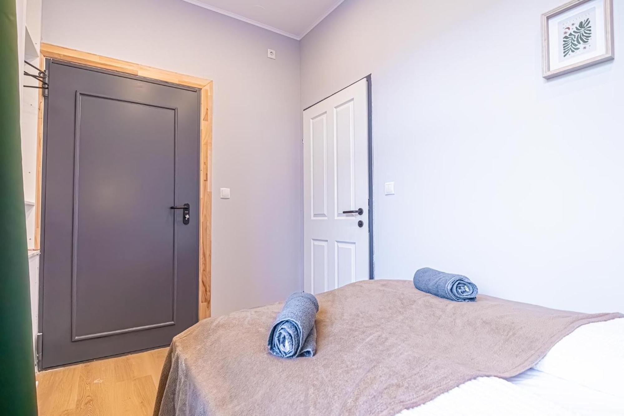 Spacious Shared Apartment Schoenbrunn เวียนนา ภายนอก รูปภาพ