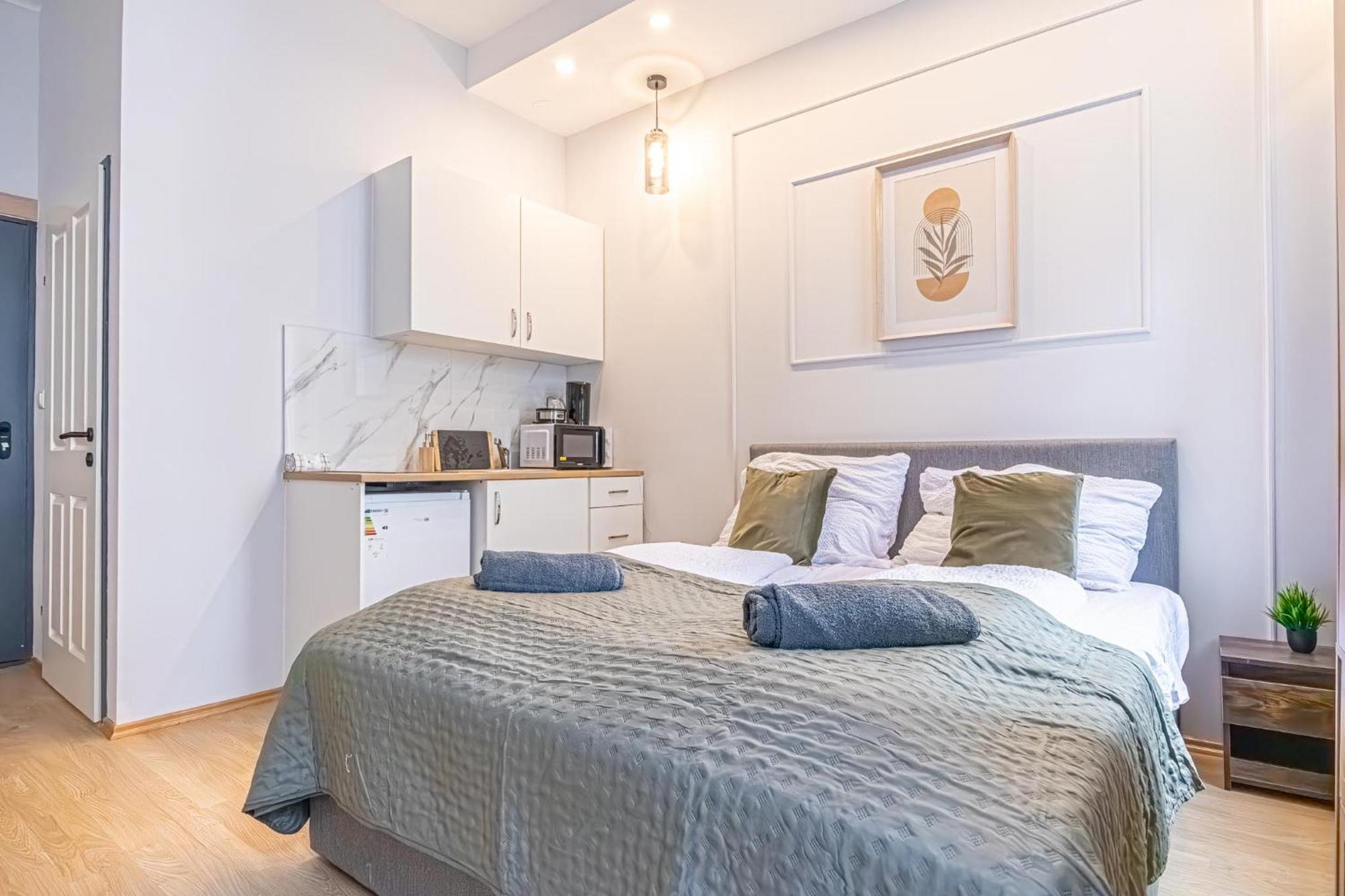 Spacious Shared Apartment Schoenbrunn เวียนนา ภายนอก รูปภาพ