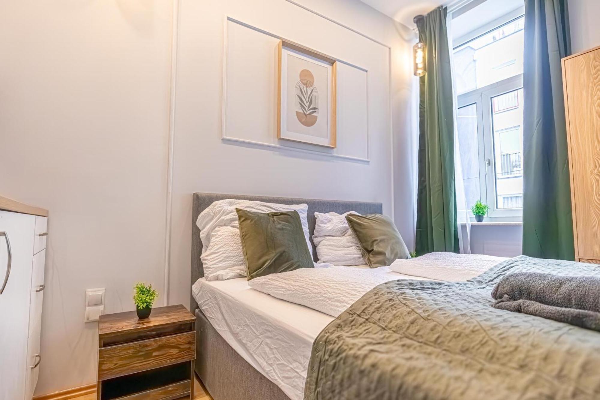 Spacious Shared Apartment Schoenbrunn เวียนนา ภายนอก รูปภาพ