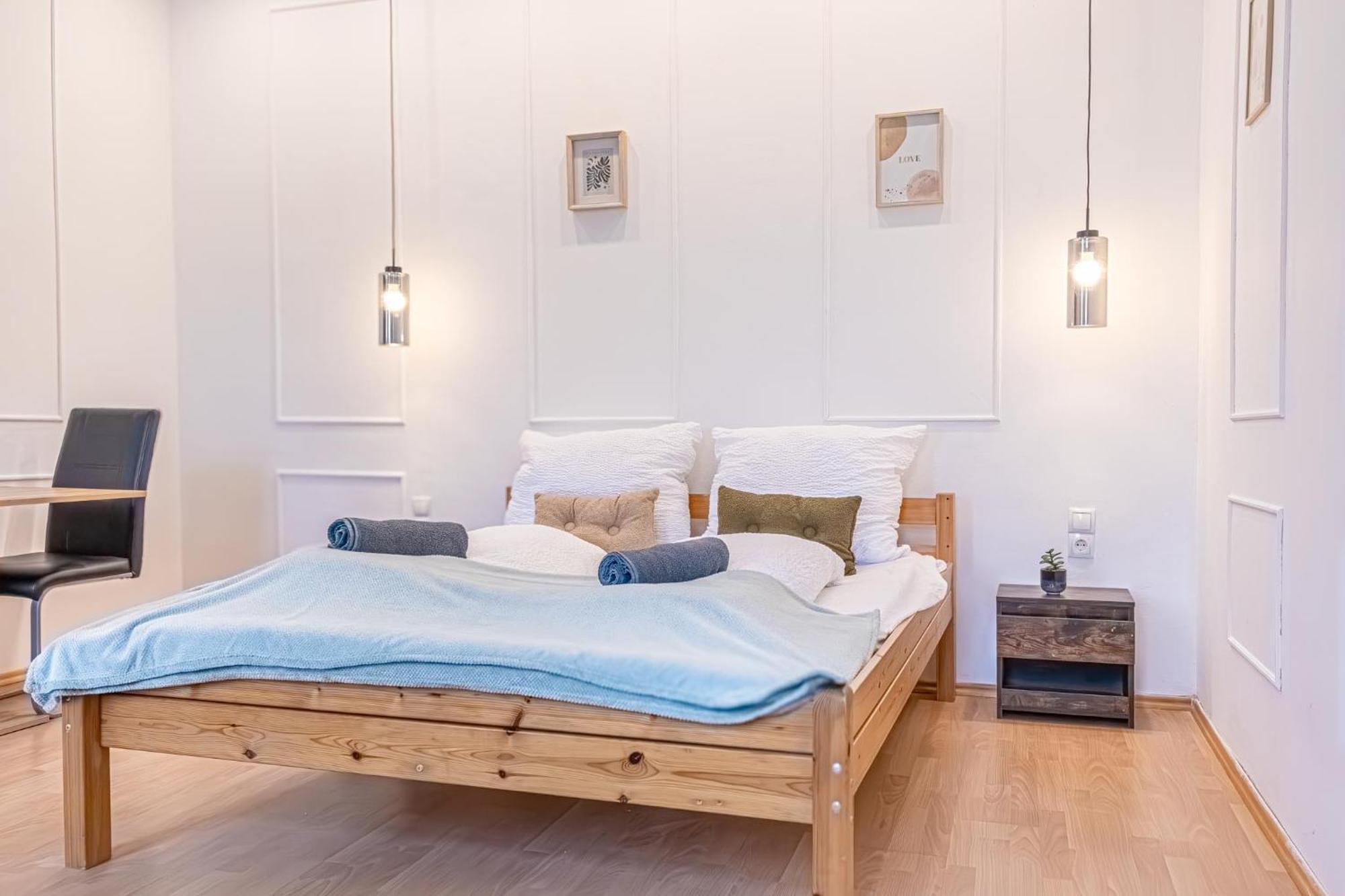 Spacious Shared Apartment Schoenbrunn เวียนนา ภายนอก รูปภาพ